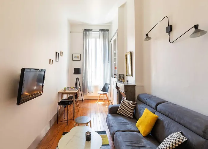 Dify Massena - Brotteaux Apartman *